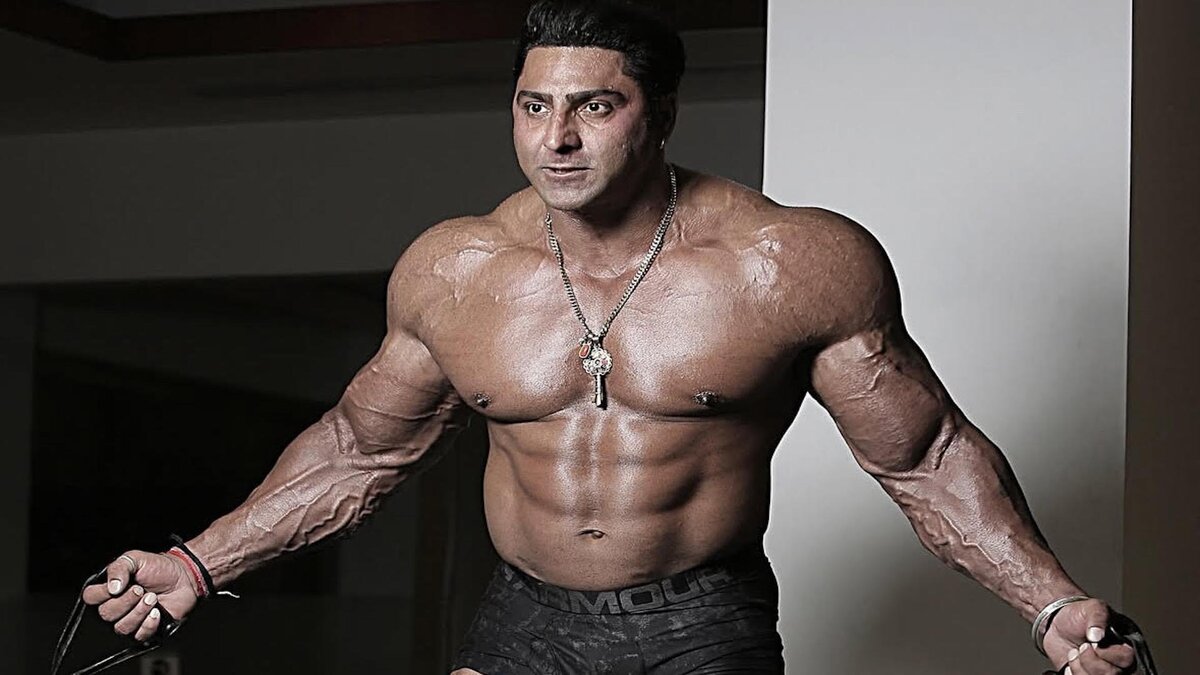 World's first vegetarian body builder dies of heart attack - Varinder Singh Ghuman